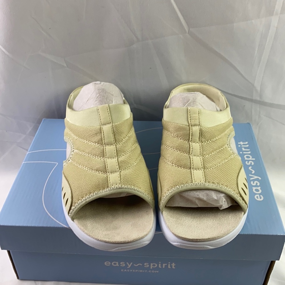 Easy Spirit Light Natural Setraciee2 walking Sanda